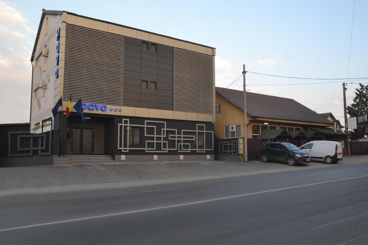 Pensiune Pavo Pitesti Exterior photo